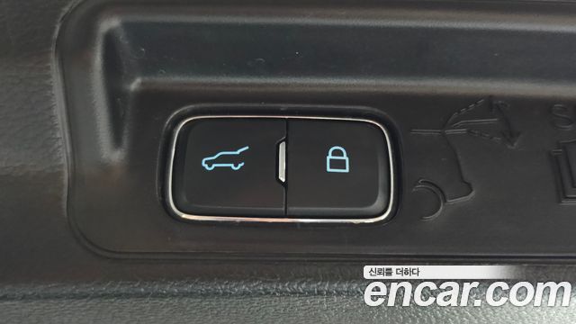 Ford Explorer (VI) 2.3 LimIted 4WD 2021 — фото 19