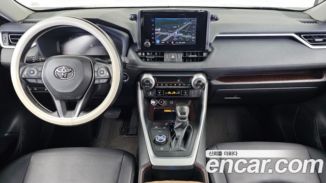 Toyota RAV4 (V) 2,5 4WD Hybrid LTD 2024 — фото 7