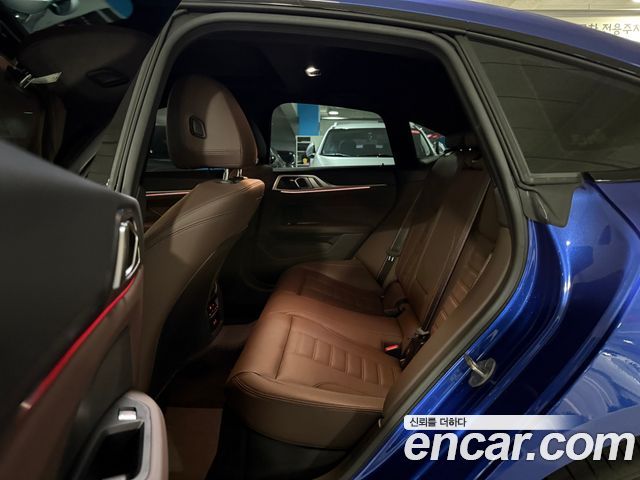 BMW 4 Series (G22) 420i M Sport Pro Gran Coupe 2025 — фото 9