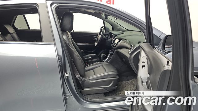 Chevrolet Trax 1.4 Premier 2019 — фото 26