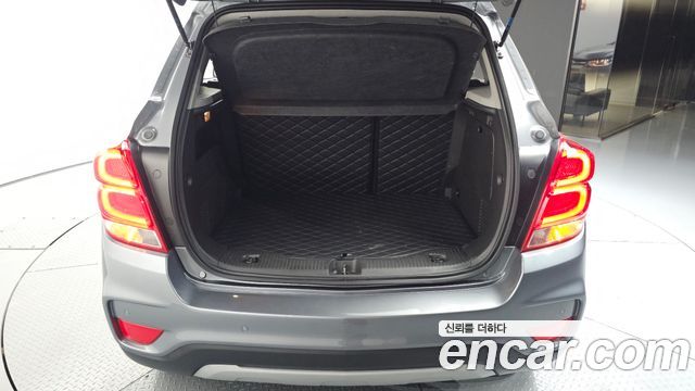 Chevrolet Trax 1.4 Premier 2019 — фото 29