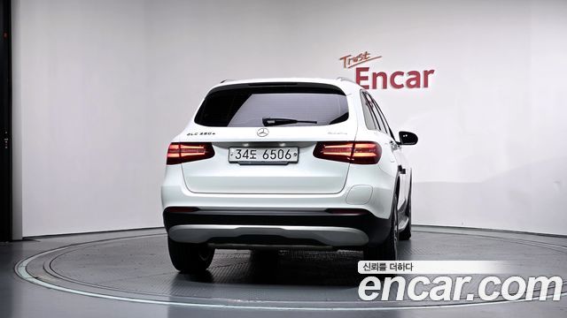 Mercedes-Benz GLC-Class (X253) GLC350e 4MATIC Premium 2019 — фото 4