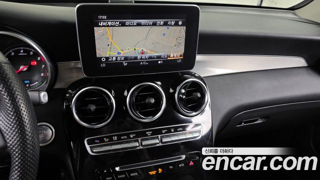 Mercedes-Benz GLC-Class (X253) GLC350e 4MATIC Premium 2019 — фото 13