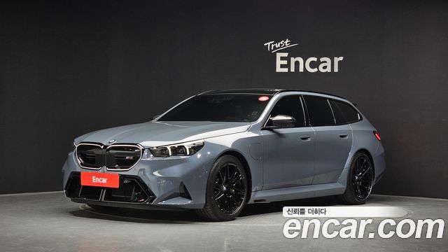 BMW M5 (G90) M5 Touring Storm Bay Edition 2026 — фото 1