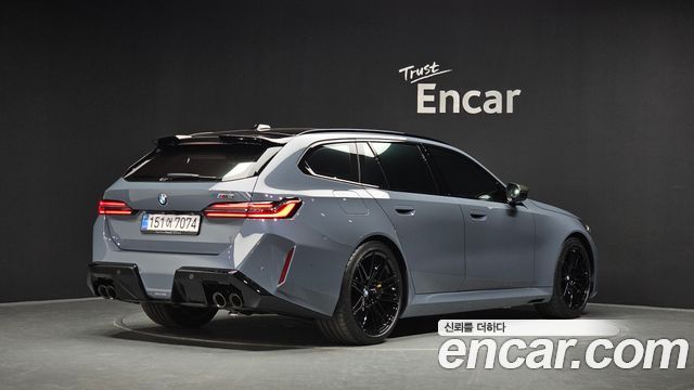 BMW M5 (G90) M5 Touring Storm Bay Edition 2026 — фото 2