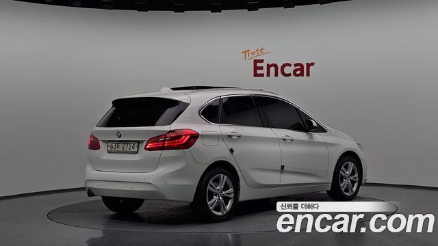 BMW 2 Series Active Tourer (F45) Joy 2017 — фото 2