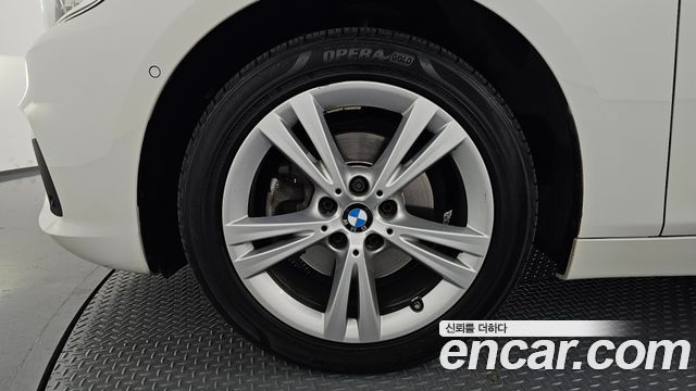 BMW 2 Series Active Tourer (F45) Joy 2017 — фото 5