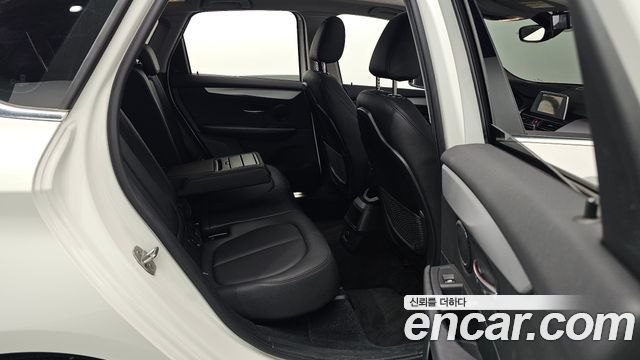 BMW 2 Series Active Tourer (F45) Joy 2017 — фото 11