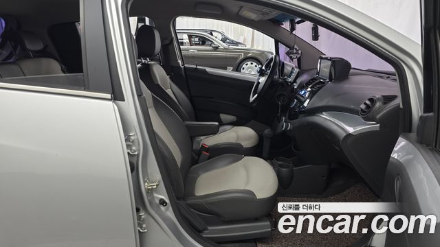 Chevrolet Spark LPG LT Standard 2012 — фото 11