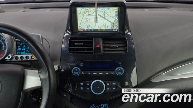 Chevrolet Spark LPG LT Standard 2012 — фото 15