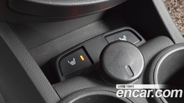 Chevrolet Spark LPG LT Standard 2012 — фото 18
