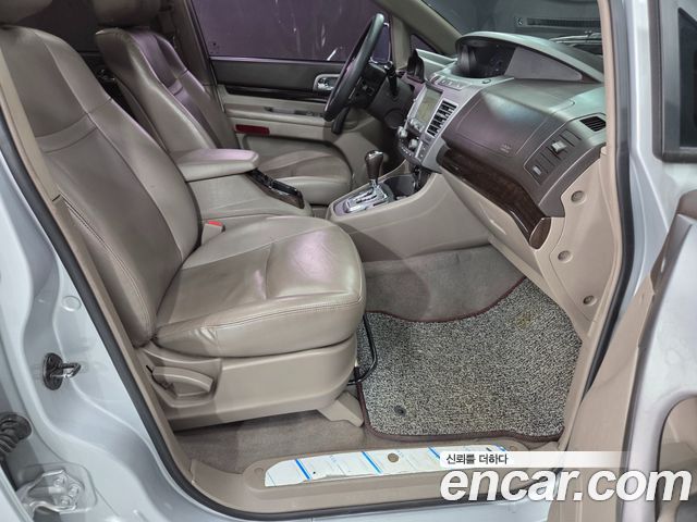 KG Mobility (SsangYong) Korando Turismo 4WD RX 9-seater 2014 — фото 7