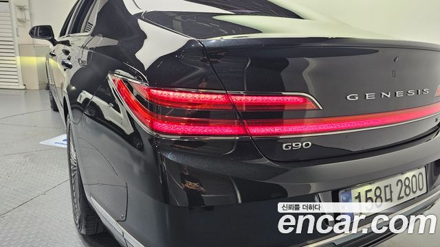 Genesis G90 3.8 Luxury 2019 — фото 23