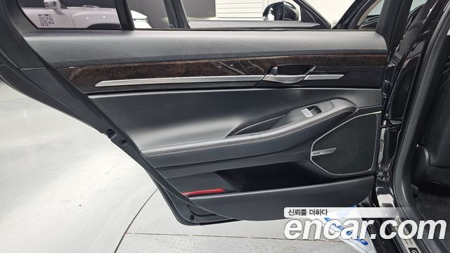 Genesis G90 3.8 Luxury 2019 — фото 25
