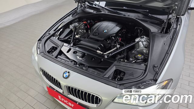 BMW 5 Series (F10) 520d xDrive M Aero Dynamic 2016 — фото 6
