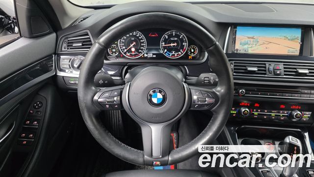 BMW 5 Series (F10) 520d xDrive M Aero Dynamic 2016 — фото 13