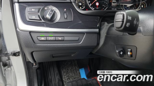 BMW 5 Series (F10) 520d xDrive M Aero Dynamic 2016 — фото 17