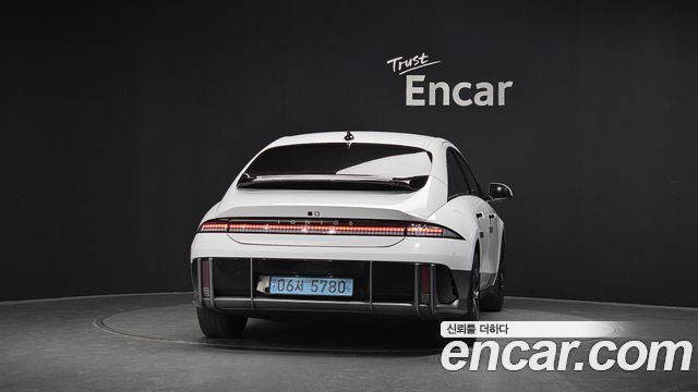 Hyundai Ioniq 6 Long Range Exclusive + 2023 — фото 4
