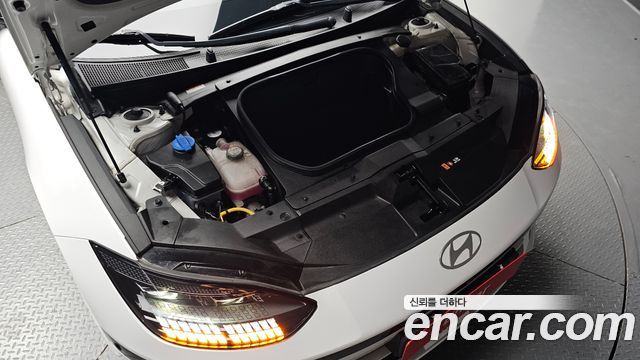 Hyundai Ioniq 6 Long Range Exclusive + 2023 — фото 6