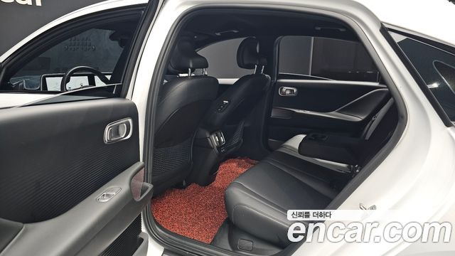 Hyundai Ioniq 6 Long Range Exclusive + 2023 — фото 12