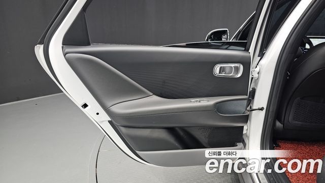 Hyundai Ioniq 6 Long Range Exclusive + 2023 — фото 25
