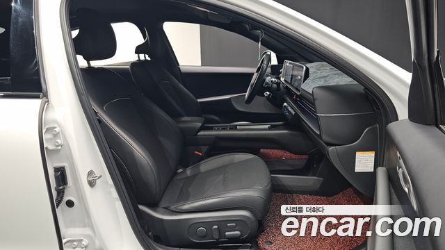 Hyundai Ioniq 6 Long Range Exclusive + 2023 — фото 26