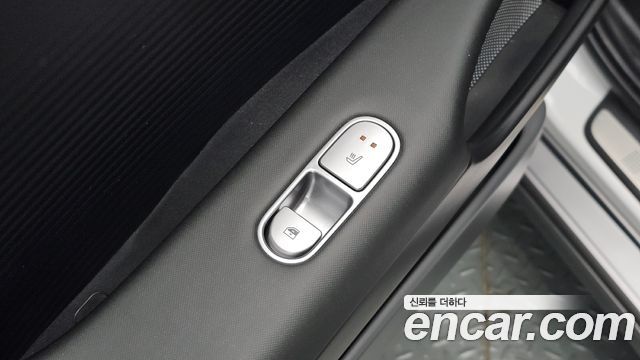 Hyundai Ioniq 6 Long Range Exclusive + 2023 — фото 31