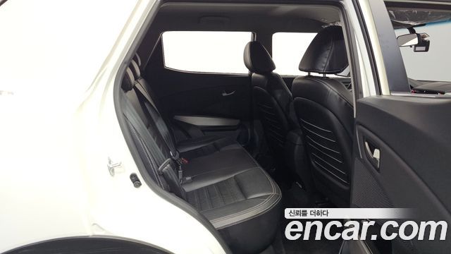 KG Mobility (SsangYong) Tivoli TX 2WD 2016 — фото 12