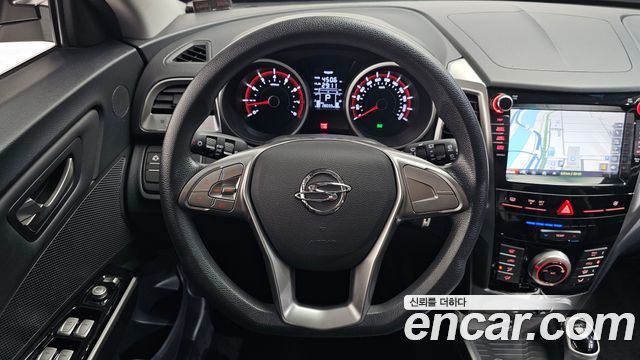 KG Mobility (SsangYong) Tivoli TX 2WD 2016 — фото 13