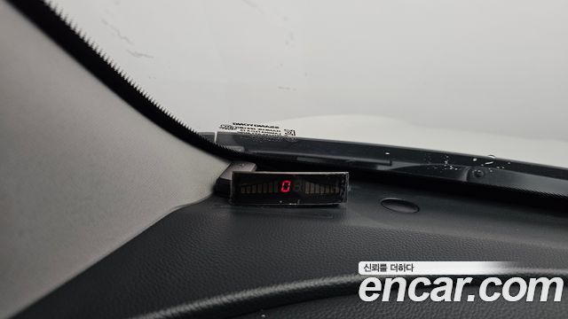 KG Mobility (SsangYong) Tivoli TX 2WD 2016 — фото 19