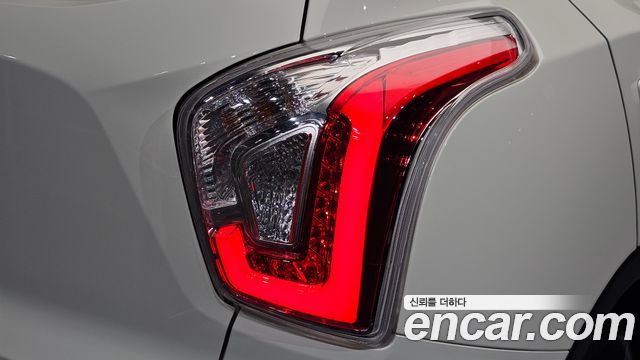KG Mobility (SsangYong) Tivoli TX 2WD 2016 — фото 23