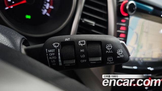 KG Mobility (SsangYong) Tivoli TX 2WD 2016 — фото 28