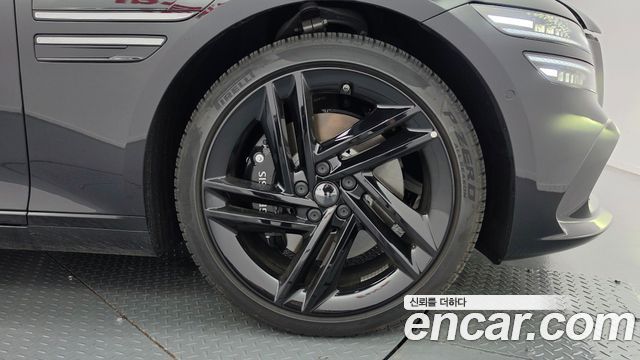 Genesis G80 (RG3) Gasoline 3.5 Turbo AWD Black 2026 — фото 5