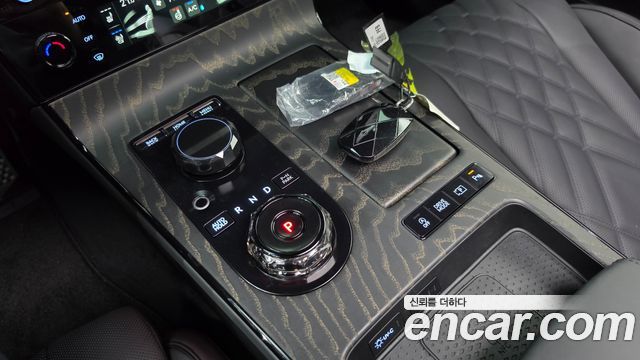 Genesis G80 (RG3) Gasoline 3.5 Turbo AWD Black 2026 — фото 9