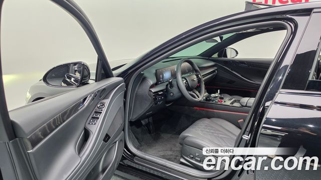 Genesis G80 (RG3) Gasoline 3.5 Turbo AWD Black 2026 — фото 10