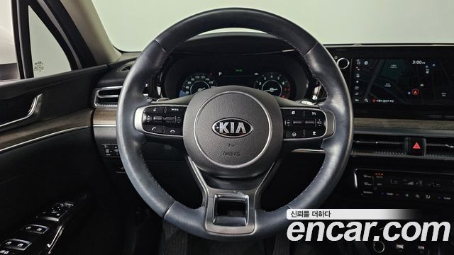 Kia K5 (III) 2.0 Noblesse 2021 — фото 13