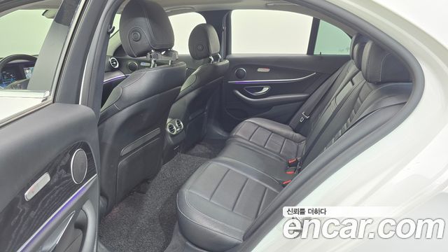 Mercedes-Benz E-Class (W213) E300 Avantgarde 2017 — фото 11