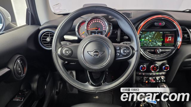 MINI Cooper HIGH Third Generation 2019 — фото 17