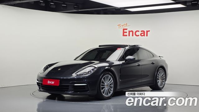 Porsche Panamera (971) 3.0 AWD 2018 — фото 1