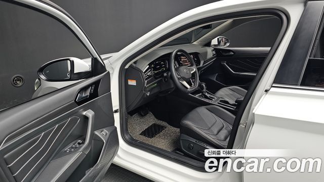 Volkswagen Jetta (VII) 1.5 TSI Prestige 2023 — фото 10
