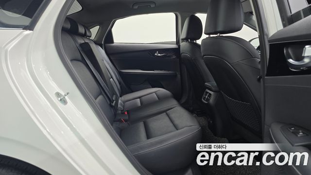 Kia K3 (II) 1.6 Noblesse 2022 — фото 11