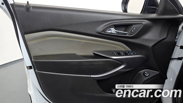 Chevrolet Trax Crossover 1.2 ACTIV 2025 — фото 24