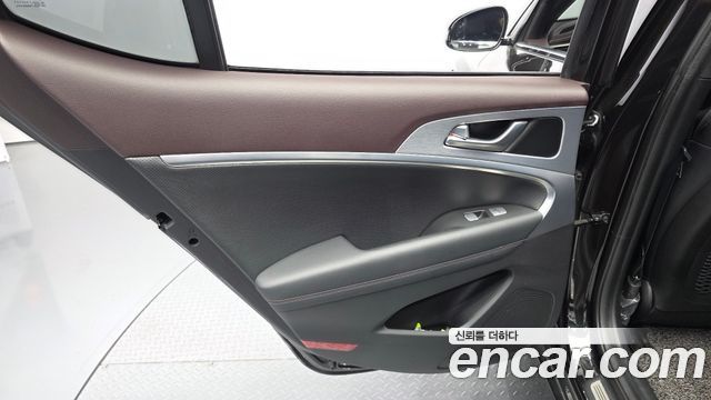 Genesis G70 2.0T AWD Supreme 2018 — фото 25