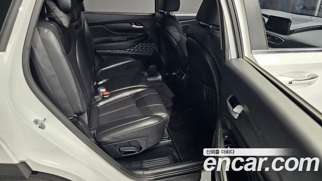 Hyundai Santa Fe HEV 1.6 2WD Exclusive 2022 — фото 11