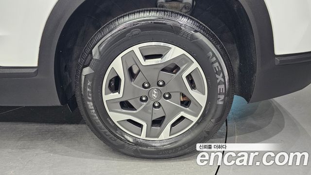 Hyundai Santa Fe HEV 1.6 2WD Exclusive 2022 — фото 21
