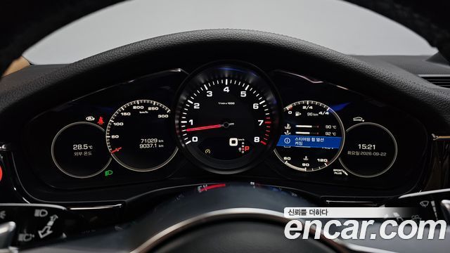 Porsche Panamera (971) 3.0 AWD 2018 — фото 8
