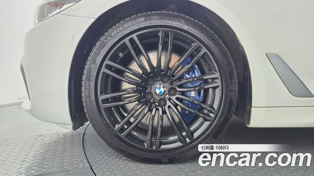 BMW 5 Series (G30) 540i xDrive M Sport Plus 2018 — фото 5