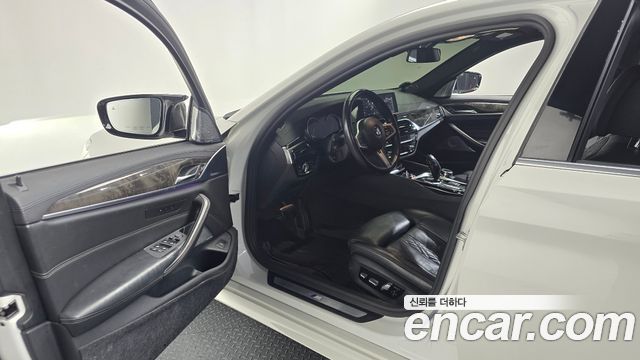 BMW 5 Series (G30) 540i xDrive M Sport Plus 2018 — фото 10