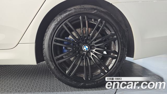 BMW 5 Series (G30) 540i xDrive M Sport Plus 2018 — фото 27
