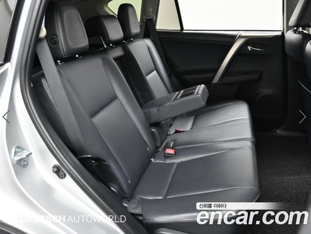 Toyota RAV4 2.5 4WD 4th 2013 — фото 16